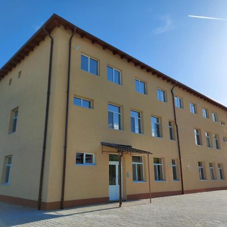 Apartamente Livada Râmnicu Vâlcea 外观 照片