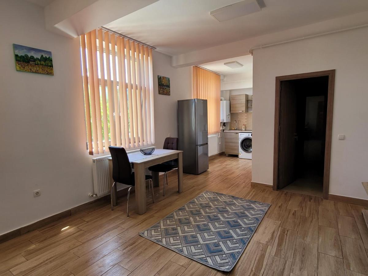 Apartamente Livada Râmnicu Vâlcea 外观 照片