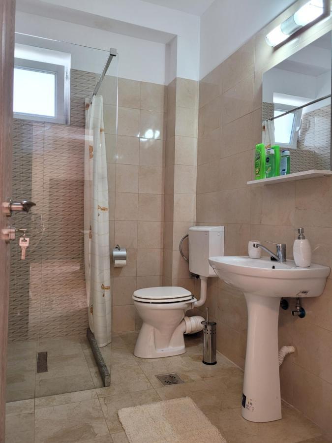 Apartamente Livada Râmnicu Vâlcea 外观 照片