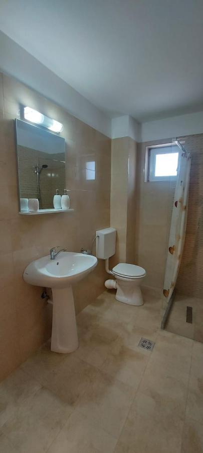 Apartamente Livada Râmnicu Vâlcea 外观 照片